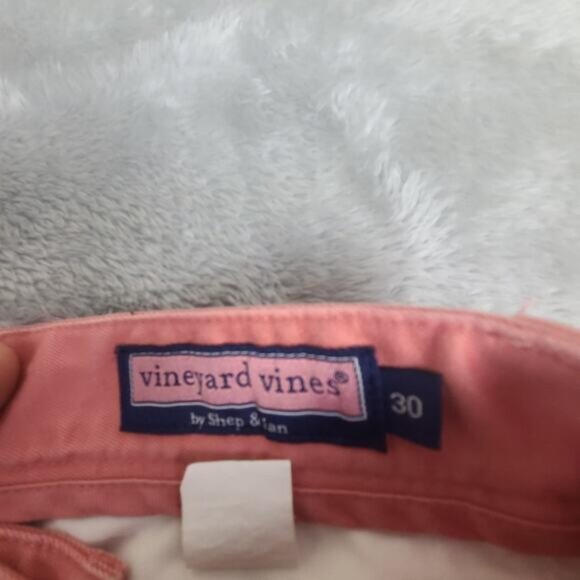 Vineyard Vines Chino Shorts Mens 30 Pink All Over‎ Print Whale Casual - Picture 5 of 11